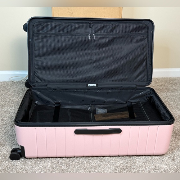Away “Trunk” Luggage - Picture 8 of 10